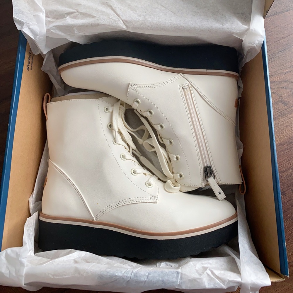 Brand new boot